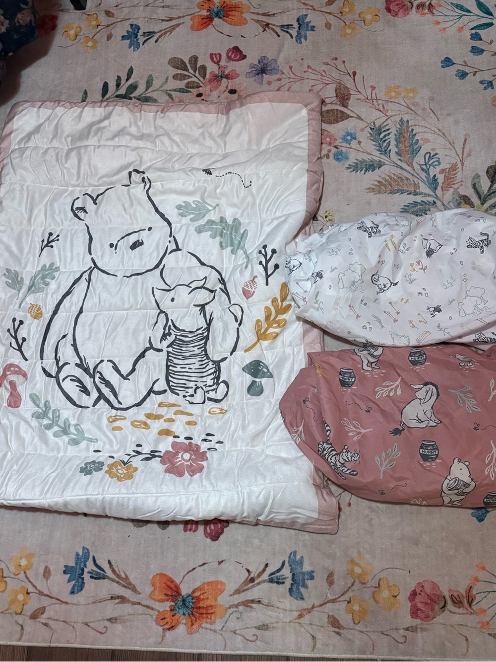 New Baby Girl Winnie the Pooh Quilt and Sheets